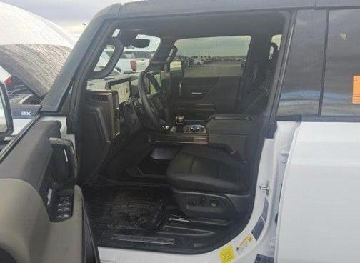 Interstellar White 2025 GMC HUMMER EV Pickup 2X