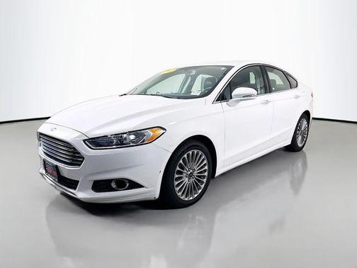 White 2016 Ford Fusion Titanium