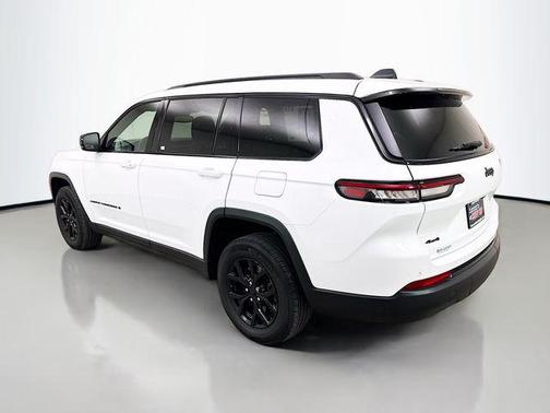 Bright White Clearcoat 2024 Jeep Grand Cherokee L Altitude