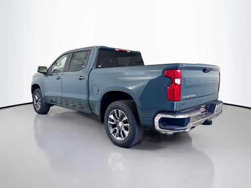 Cypress Gray 2026 Chevrolet Silverado 1500 LT