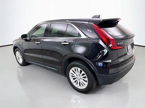 Stellar Black Metallic 2024 Cadillac XT4 Luxury