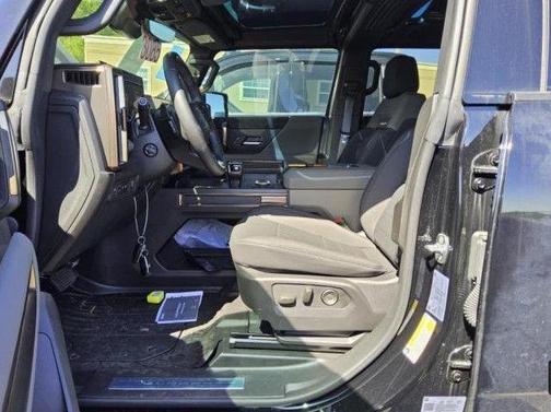 2024 GMC HUMMER EV SUV 2X
