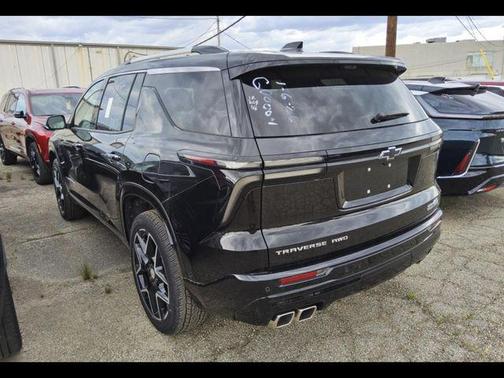 Mosaic Black Metallic 2025 Chevrolet Traverse High Country