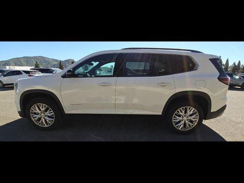 2024 GMC Acadia FWD Elevation