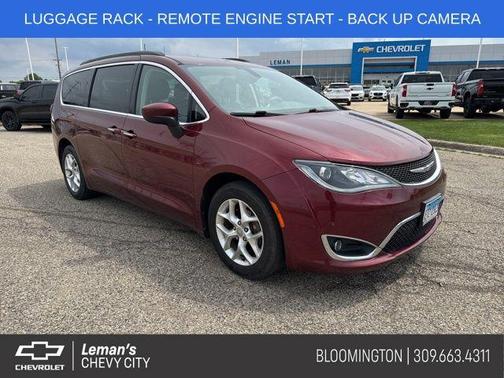 2017 Chrysler Pacifica Touring