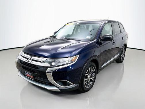 2016 Mitsubishi Outlander ES