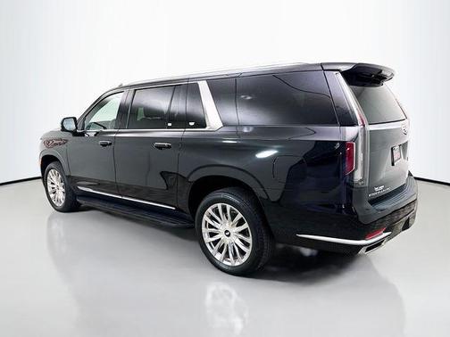 2022 Cadillac Escalade ESV Premium Luxury