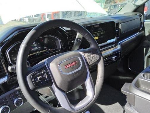 2025 GMC Sierra 2500 SLT