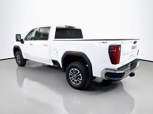 Summit White 2025 GMC Sierra 2500 SLT