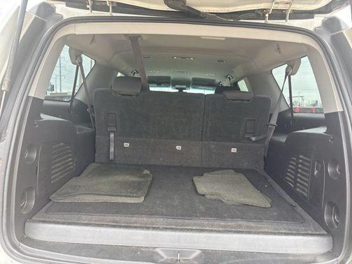 2016 Chevrolet Suburban LS