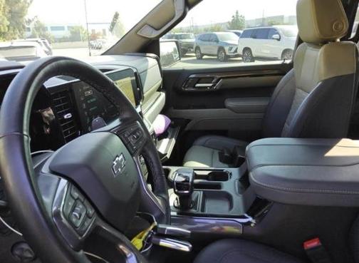 2025 Chevrolet Silverado 1500 ZR2