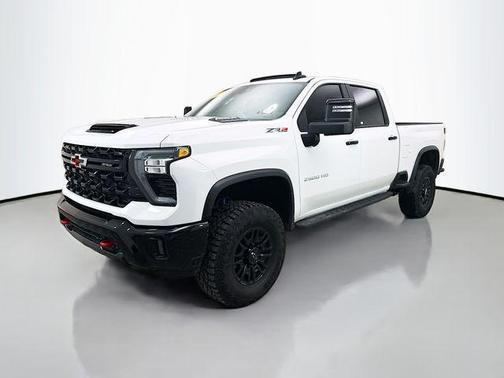 2024 Chevrolet Silverado 2500 4WD Crew Cab Standard Bed ZR2