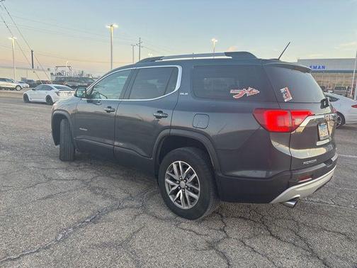 2019 GMC Acadia SLE-2