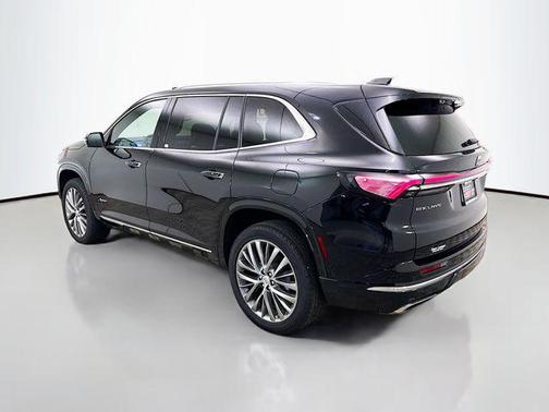 2025 Buick Enclave Avenir FWD