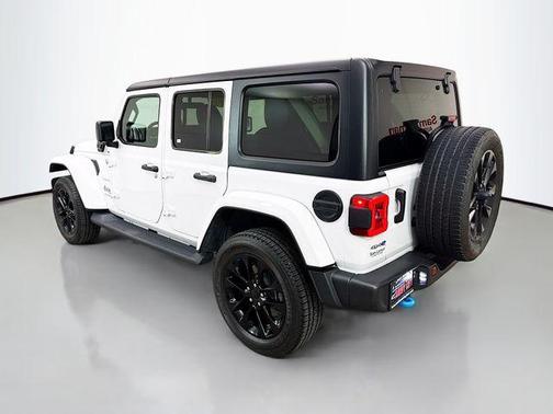 2022 Jeep Wrangler Unlimited 4xe Sahara