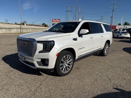 2022 GMC Yukon XL Denali