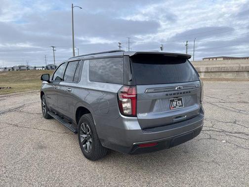 2021 Chevrolet Suburban 4WD Z71
