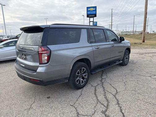 2021 Chevrolet Suburban 4WD Z71