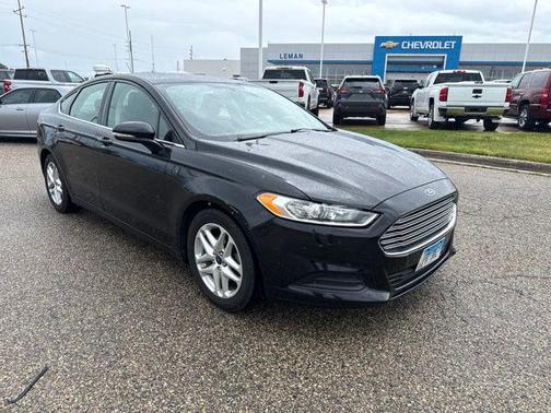 Shadow Black 2016 Ford Fusion SE