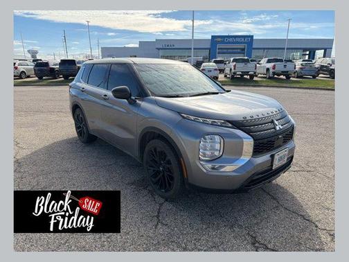 2022 Mitsubishi Outlander SE