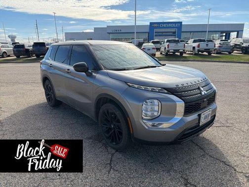 2022 Mitsubishi Outlander SE