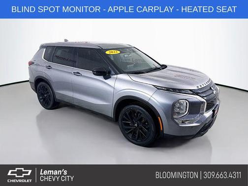 2022 Mitsubishi Outlander SE