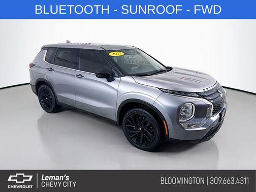 2022 Mitsubishi Outlander SE