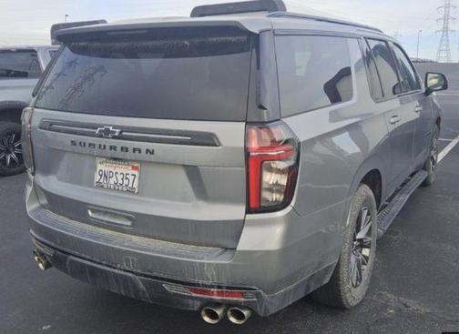 Sterling Gray Metallic 2024 Chevrolet Suburban 4WD Z71