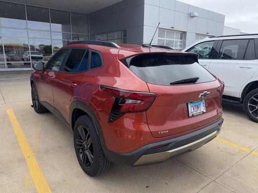 Cayenne Orange Metallic 2024 Chevrolet Trax FWD ACTIV