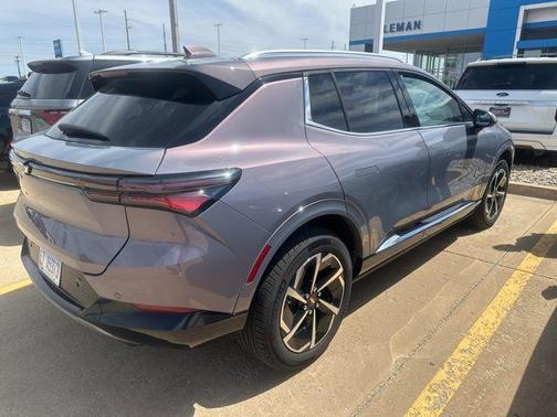 2024 Chevrolet Equinox EV 2LT