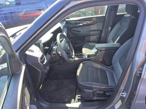 2025 Chevrolet Trailblazer LS