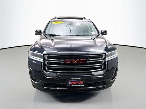 2022 GMC Acadia AT4