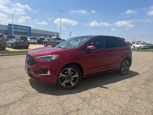Ruby Red Metallic Tinted Clearcoat 2019 Ford Edge ST