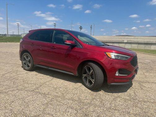 Ruby Red Metallic Tinted Clearcoat 2019 Ford Edge ST