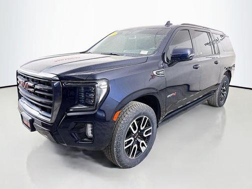 2021 GMC Yukon XL 4WD AT4