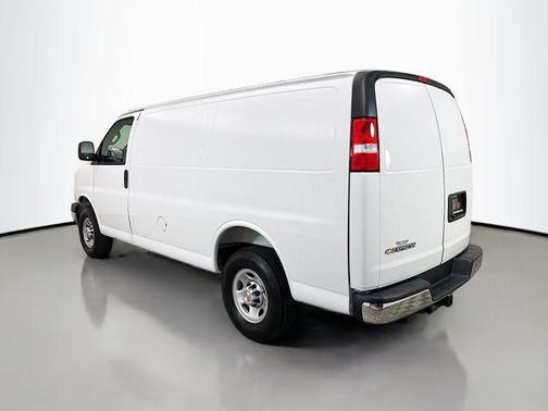 2025 Chevrolet Express 2500 RWD 2500 Regular Wheelbase WT