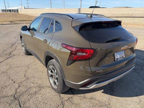 2024 Chevrolet Trax LT