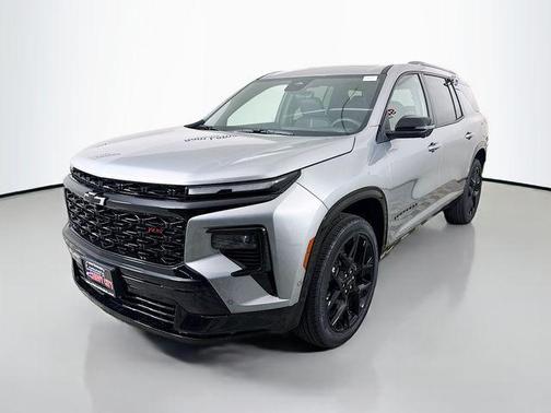 Sterling Gray Metallic 2026 Chevrolet Traverse RS