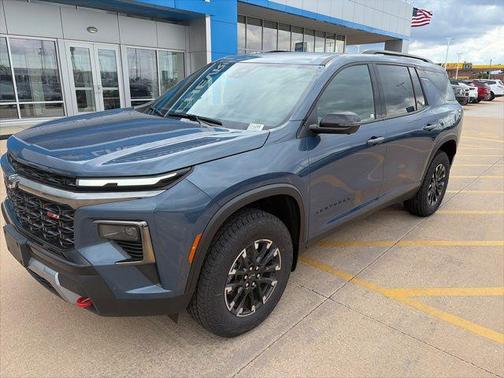 Lakeshore Blue Metallic 2026 Chevrolet Traverse AWD Z71