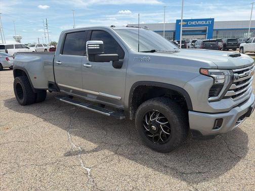 Sterling Gray Metallic 2024 Chevrolet Silverado 3500 High Country