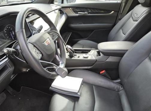 2024 Cadillac XT6 Premium Luxury FWD