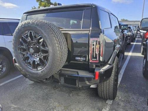 2024 GMC HUMMER EV SUV 2X