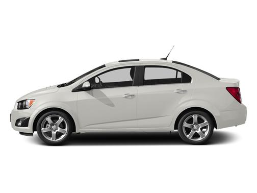 Summit White 2013 Chevrolet Sonic LT