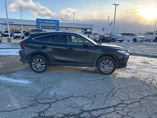 2021 Toyota Venza XLE