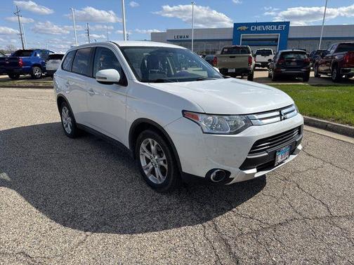 2015 Mitsubishi Outlander SE
