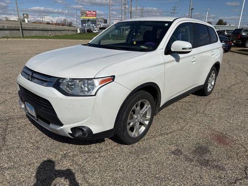 2015 Mitsubishi Outlander SE