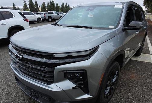 Sterling Gray Metallic 2024 Chevrolet Traverse LT