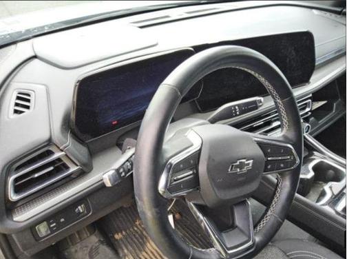 Sterling Gray Metallic 2024 Chevrolet Traverse LT
