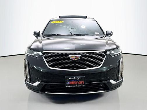 2023 Cadillac XT6 Luxury FWD