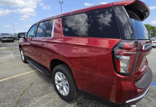 2024 Chevrolet Suburban Premier
